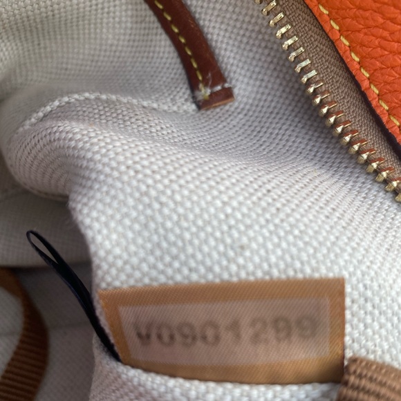 NEW PEBBLE COLLECTION Small Handle Tote - Picture 8 of 9